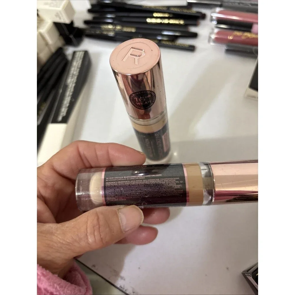 Makeup Revolution Beauty Conceal & Define Infinite Concealer XL, C6 LONG LASTING